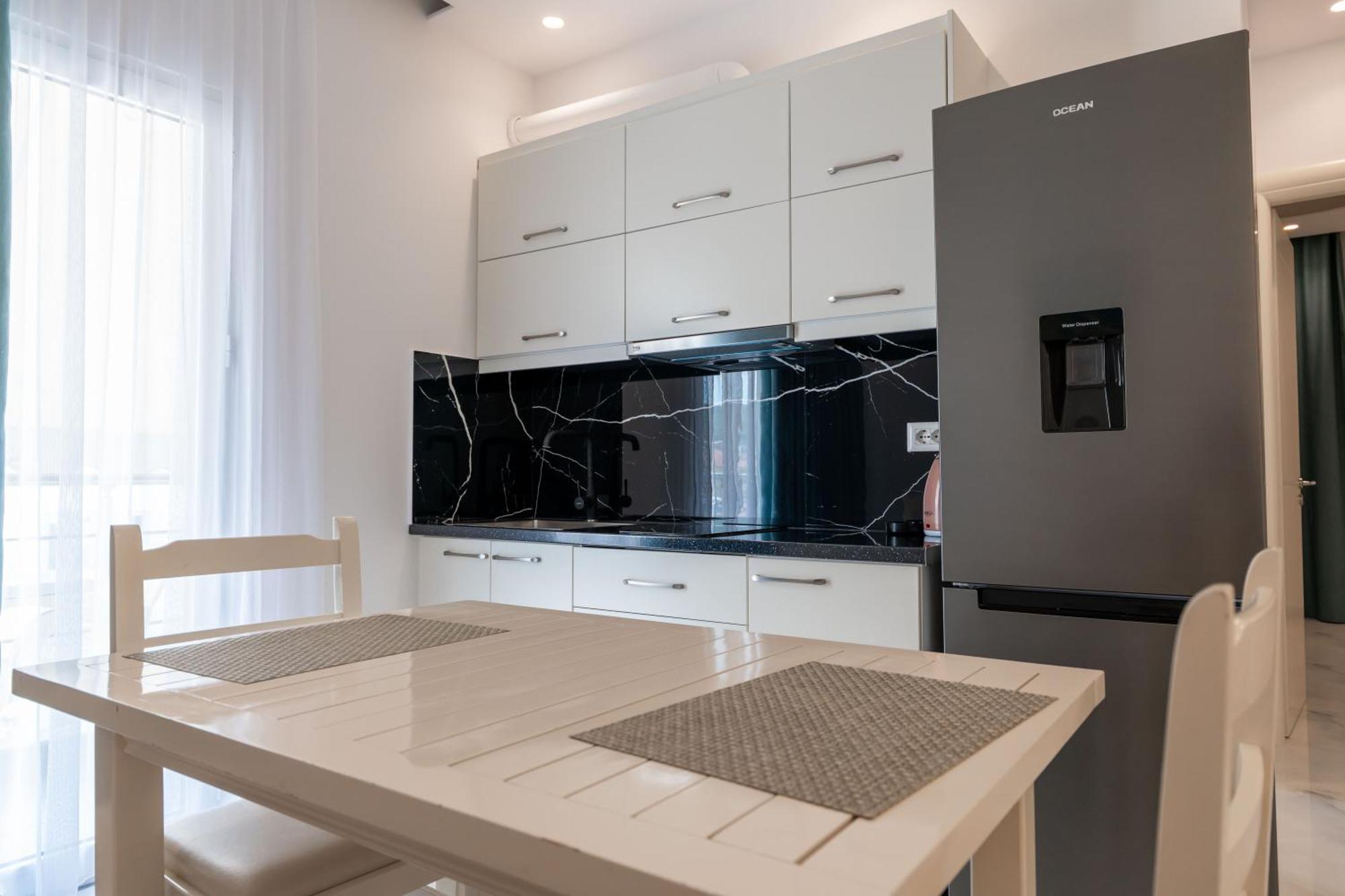 Apartments Mario Ксамил Экстерьер фото