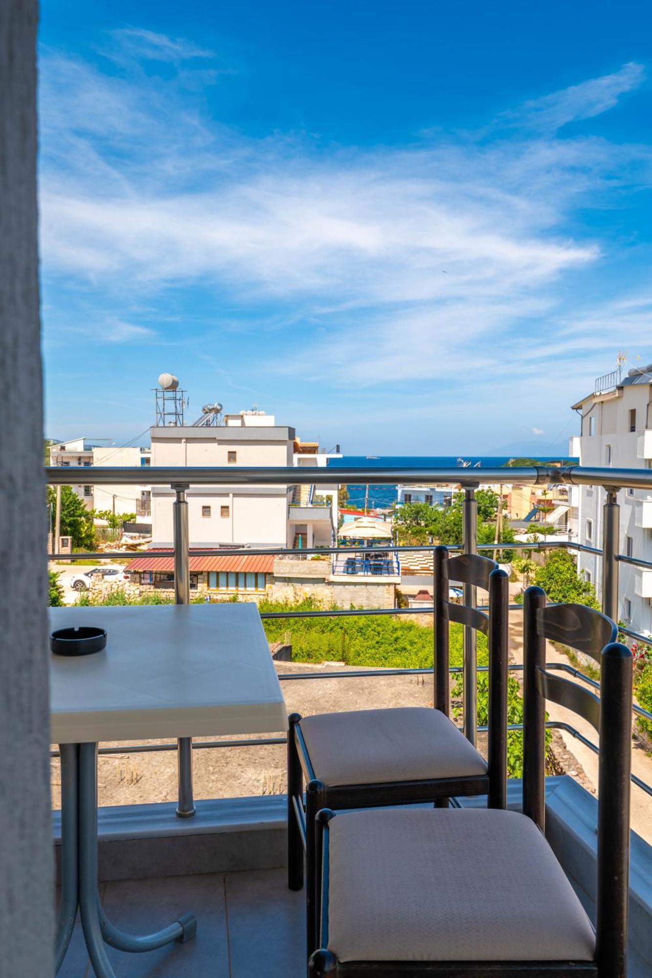Apartments Mario Ксамил Экстерьер фото