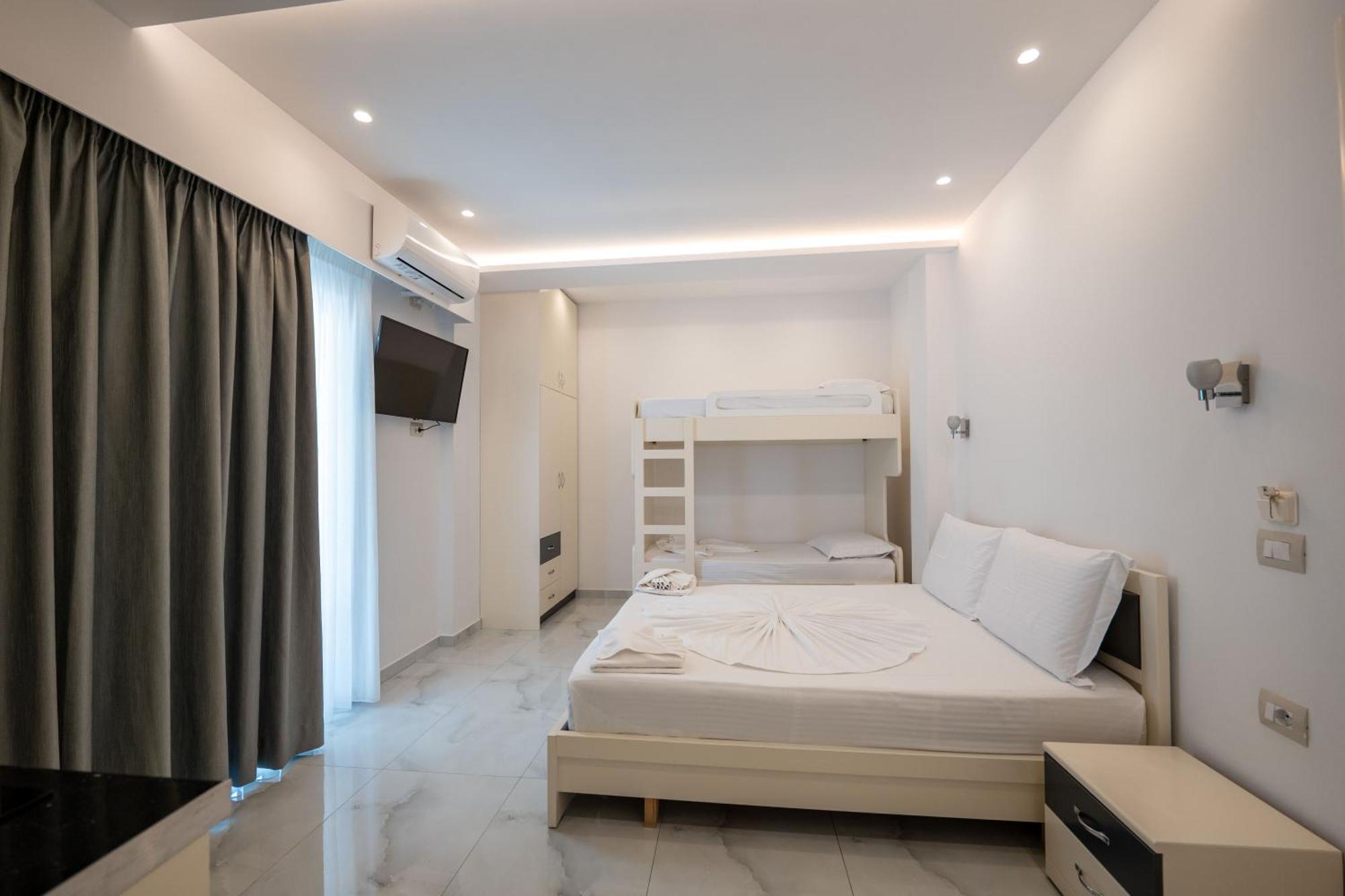 Apartments Mario Ксамил Экстерьер фото